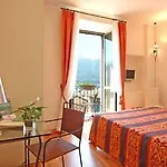 Hotel Bellagio 2*