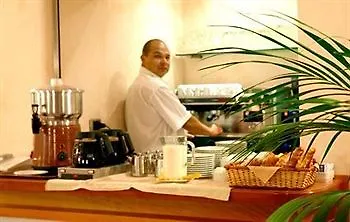 Ξενοδοχείο Hotel Bellagio 2*