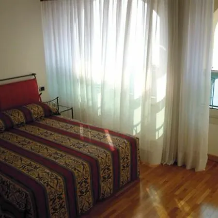 Hotel Bellagio 2*